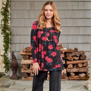 Matilda Jane winter blooms rose print top
